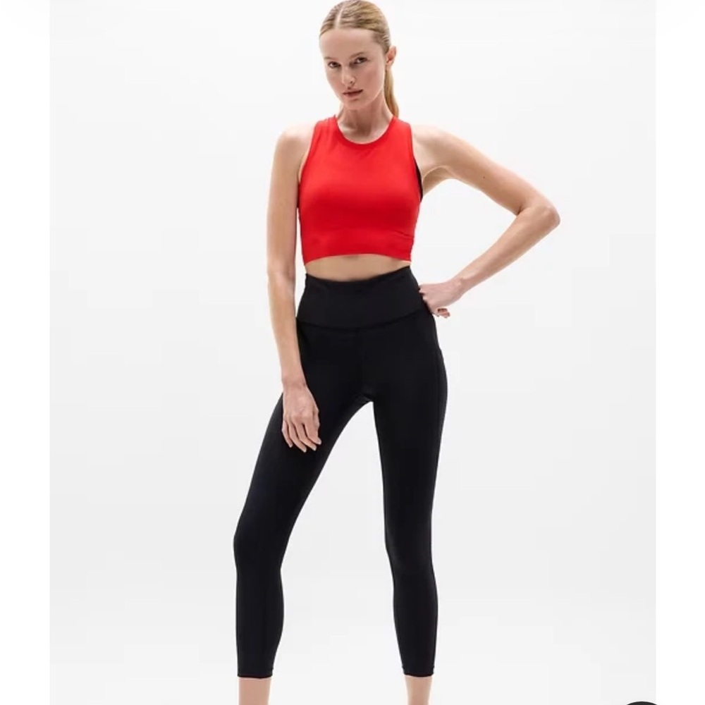 Athleta M Momentum Flex Ultra Crop Tank Cardinal Red Medium